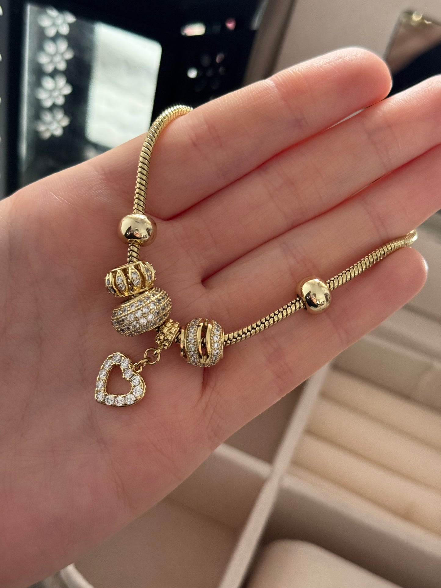 Pulsera charm modelo 001