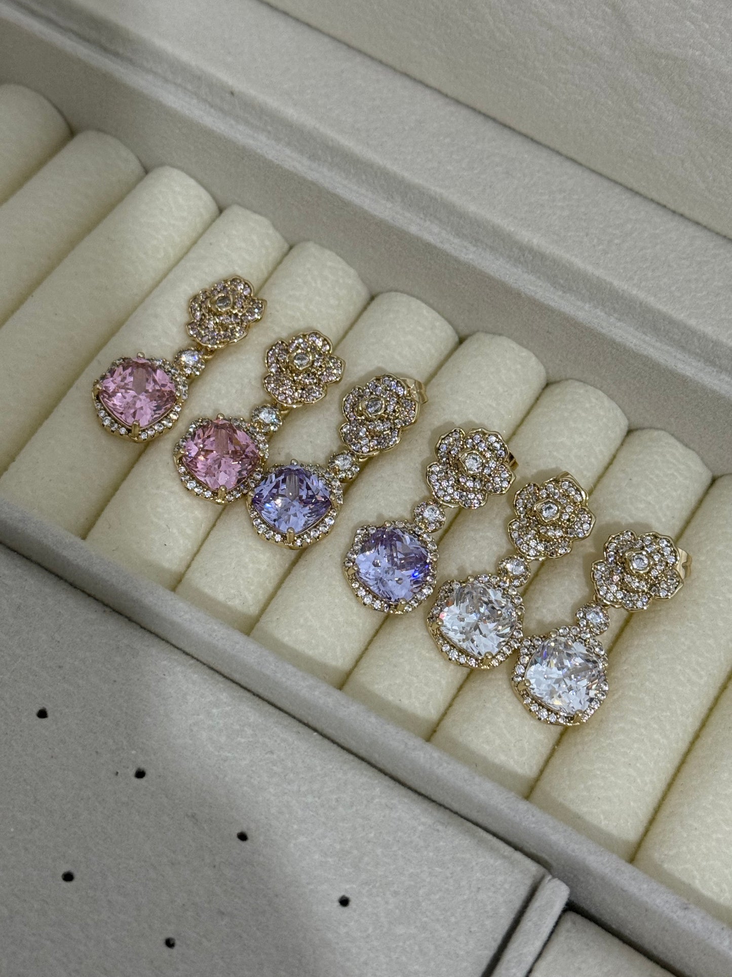 Pendientes modelo 009