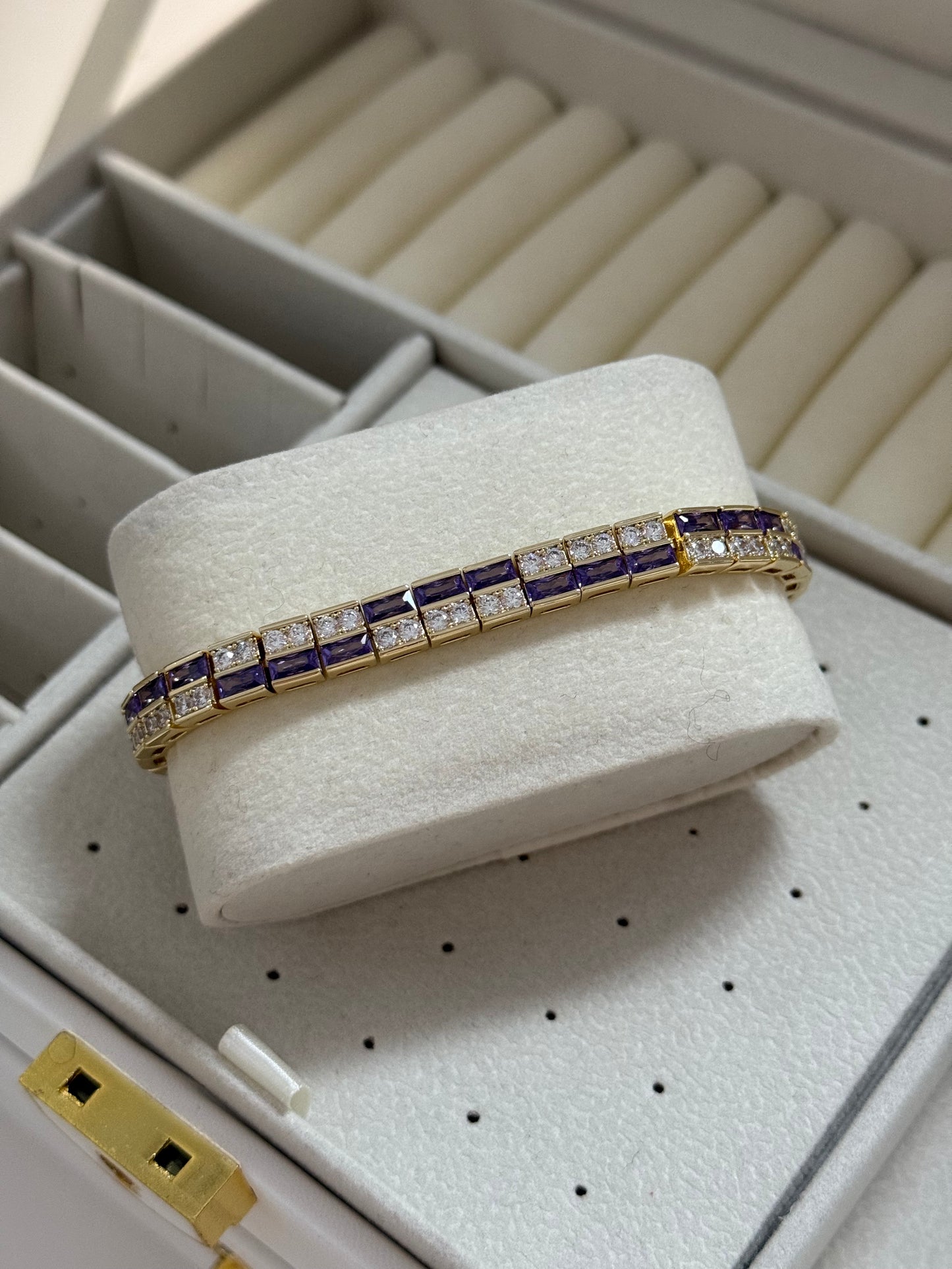 Pulsera 14k modelo 022 (lila)