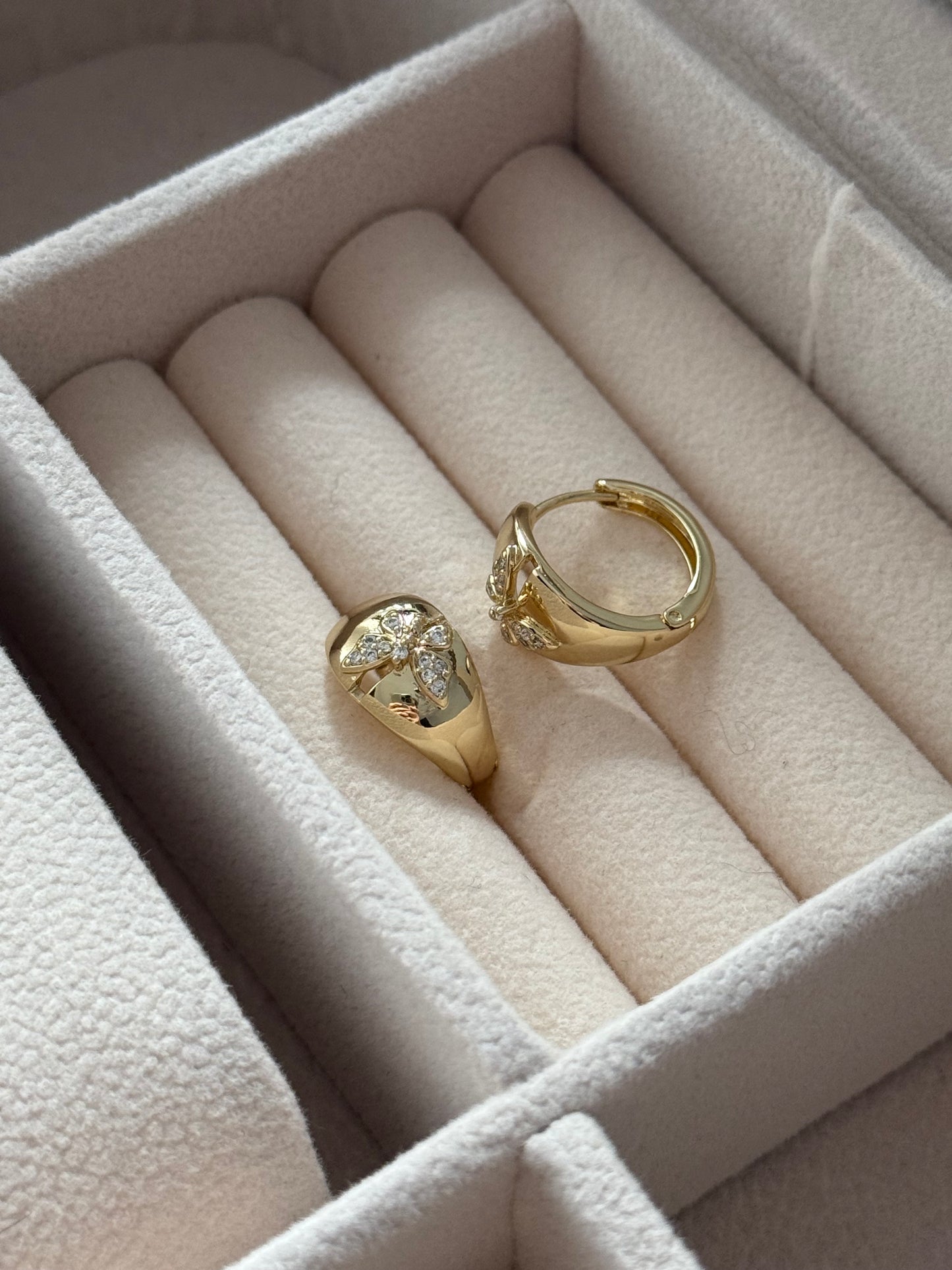 Pendientes modelo 012