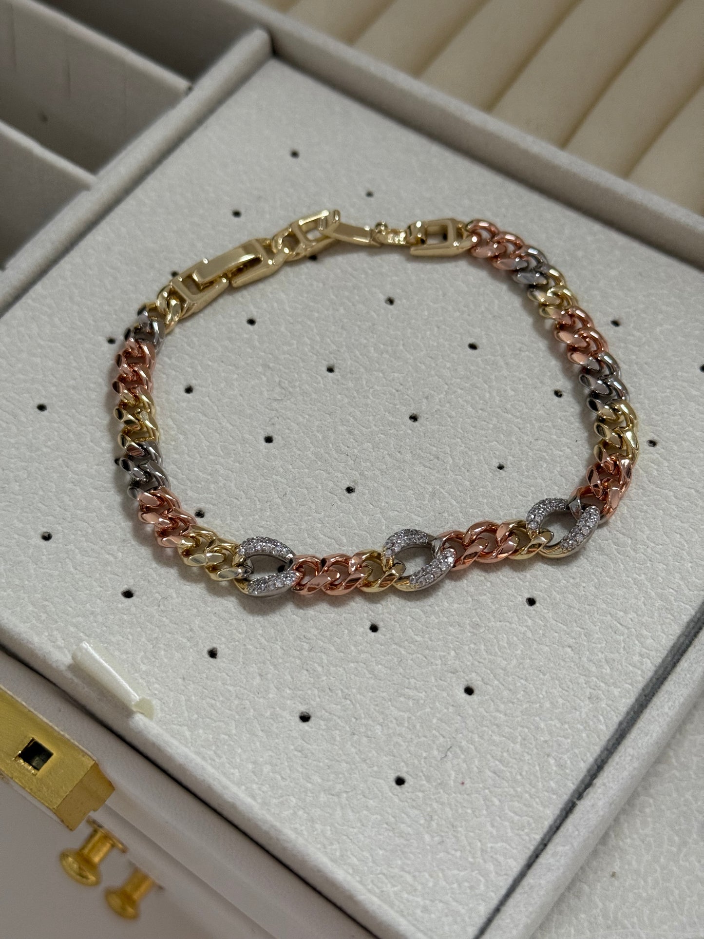 Pulsera tricolor