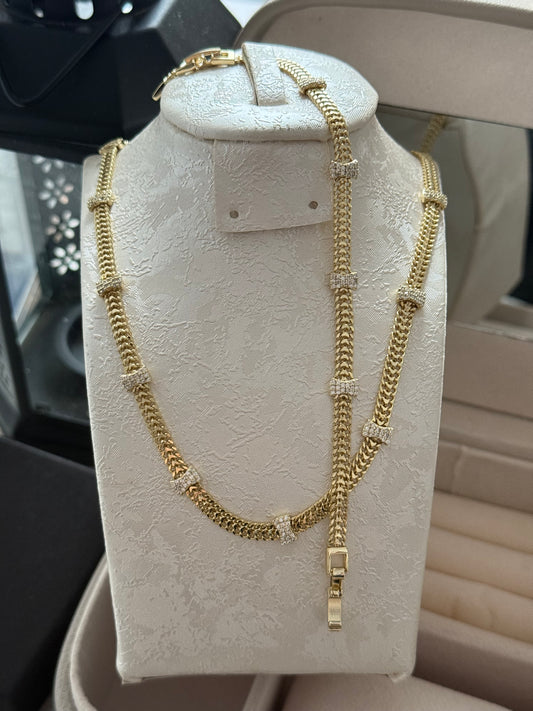 Conjunto oro 14k modelo 003